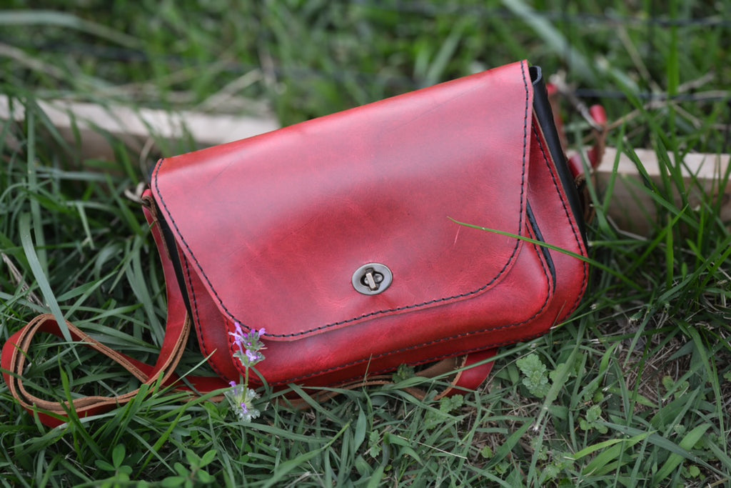 Avery Crossbody Bag