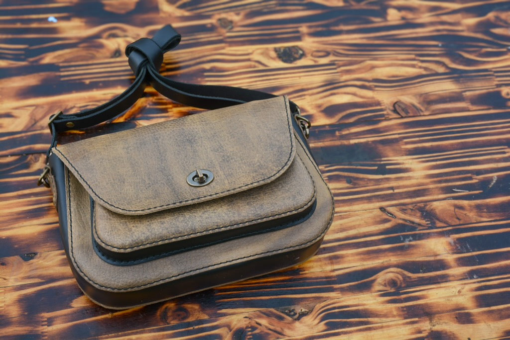 Avery Crossbody Bag