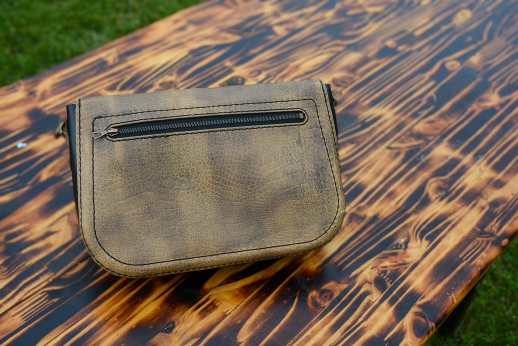 Avery Crossbody Bag
